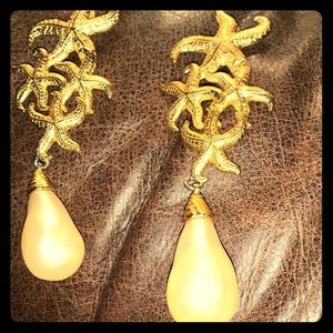 Ben-Amun vintage clip-on Earrings